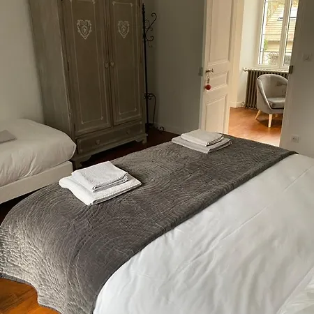 Le Moulin Bleu Bed and breakfast 3*