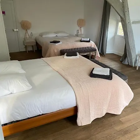 فندق مبيت وإفطار Le Moulin Bleu Saint Cyr-sous-Dourdan