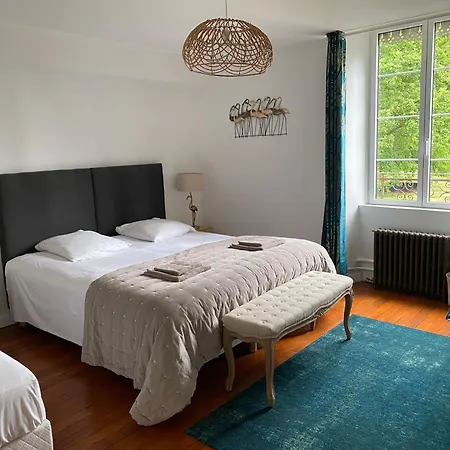 Le Moulin Bleu Bed and breakfast 3*