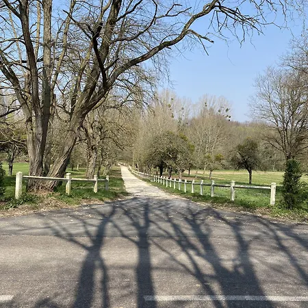 Bed & Breakfast Le Moulin Bleu Saint Cyr-sous-Dourdan